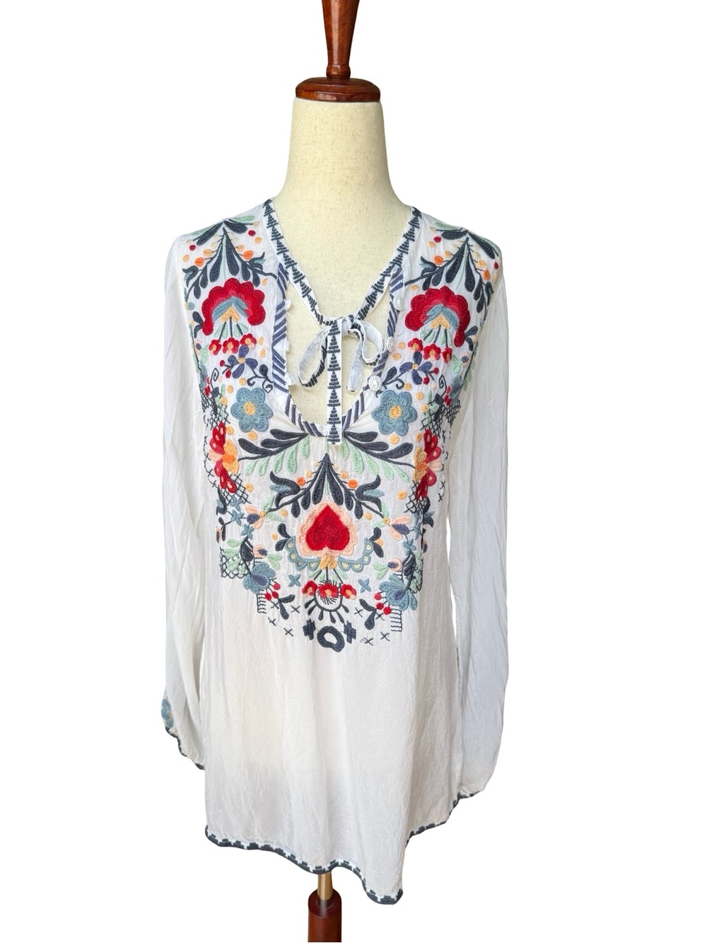 Johnny Was Bisma Boho Tunic Top in White with Multicolor Floral Size Medium